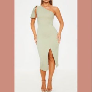 Pretty Little Thing, size 6, Sage green midi dress